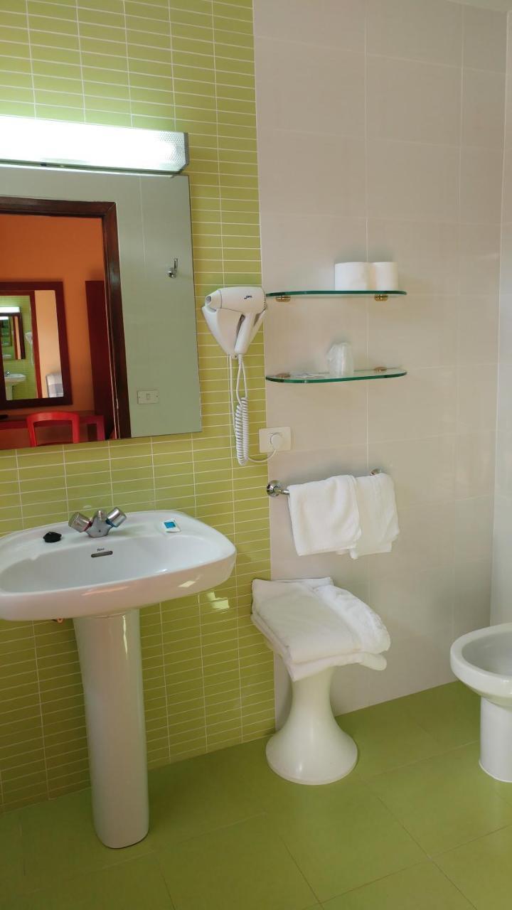 Hotel Novo Muino 阿瓜尔达 外观 照片